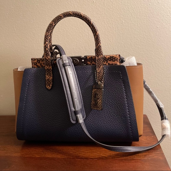 Coach Troupe Carryall - Picture 1 of 2